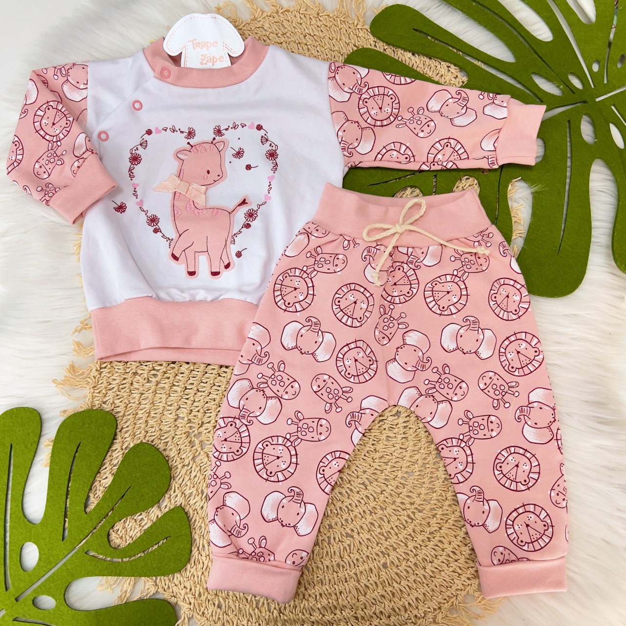 Conjunto de moletom Trape Zape- Girafinha Rosê e Branco